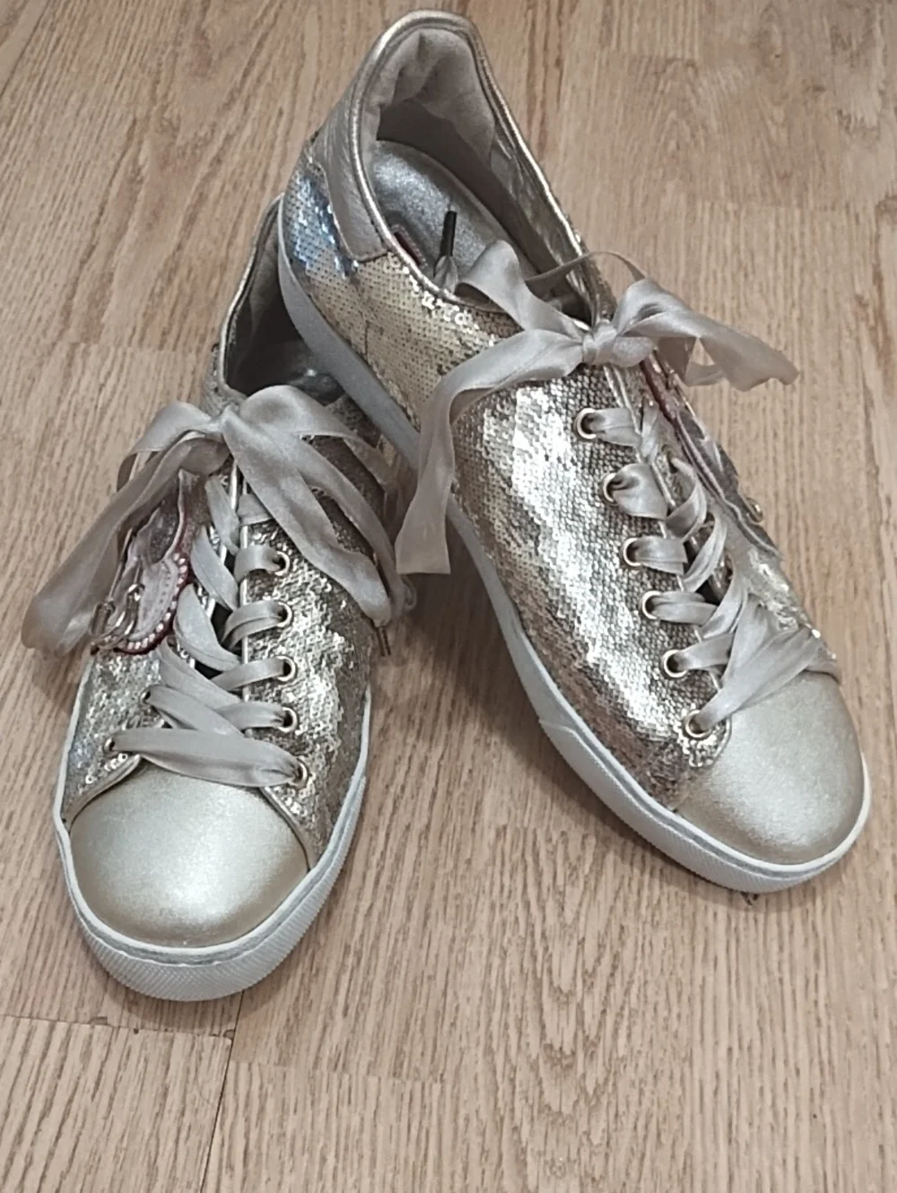 Hogl gold metallic sneaker